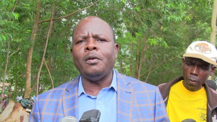 Former Mumias East MP Benjamin Washiali has blasted a section of elected leaders from Western Kenya for not picking up his calls.