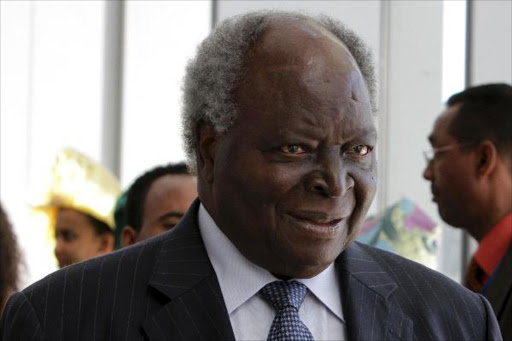 A Kenyan social media user has blasted local artists for not composing special tribute songs to late President Mwai Kibaki almost a week after he breathed his last.
