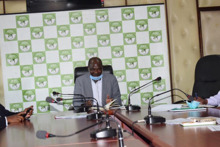 The Independent Electoral and Boundaries Commission (IEBC) has summoned presidential front runners William Ruto and Raila Odinga to discuss the running mate deadline.