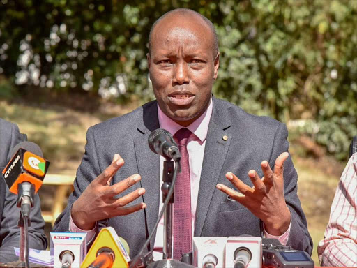 In a press statement to newsrooms,Nakuru governor Lee Kinyanjui said that Jubilee is burdened by heavy dead weights and people who do not add any value. Photo: Star.