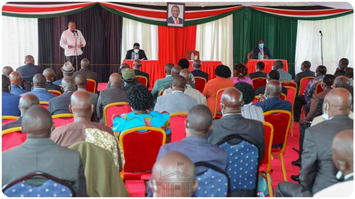 President Uhuru invites western Kenya politician without Mudavadi, Wetangula 