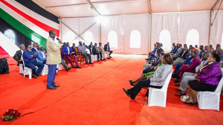 Former Meru governor Kiraitu Murungi has dumped Azimio la Umoja One Kenya Coalition party for Kenya Kwanza Alliance.